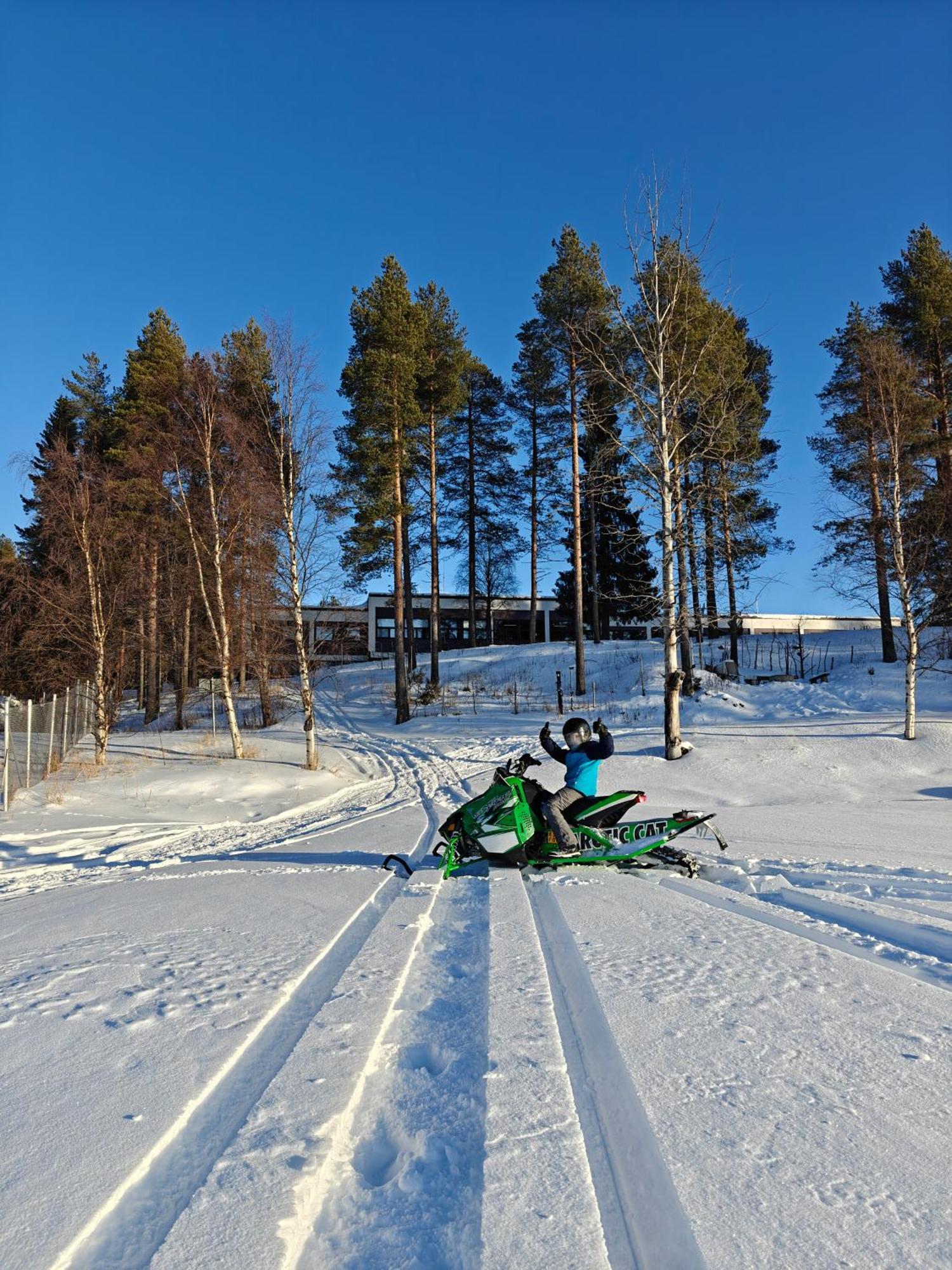 Goiglo Hotel & Hostel Kuusamo Exterior photo
